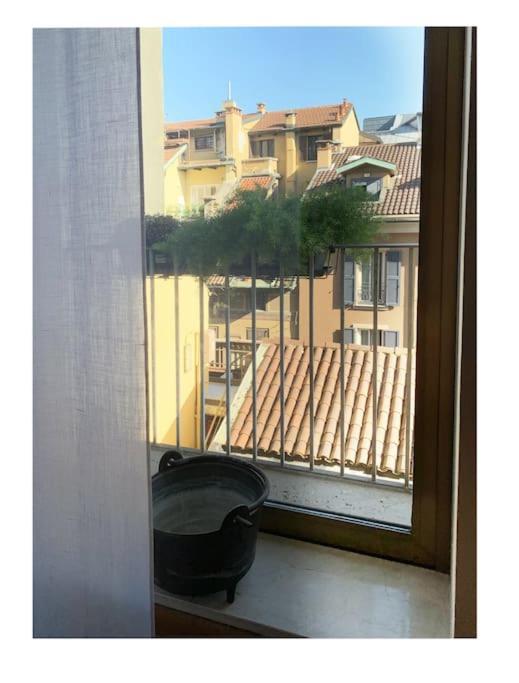 Apartment Elegant San Babila ,5 Minutes From Duomo *