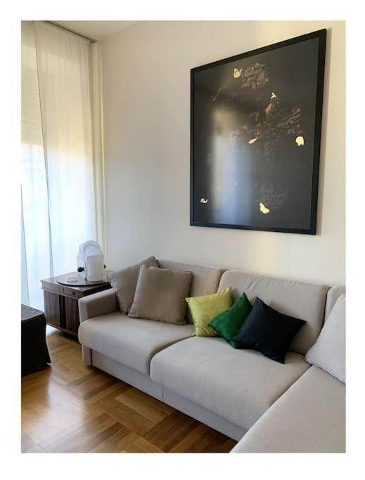 Elegant San Babila ,5 Minutes From Duomo *