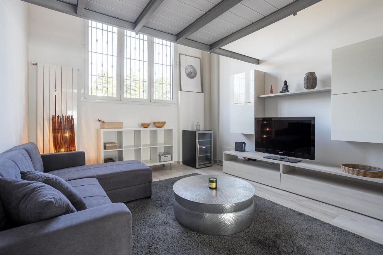 Navigli-duomo Exclusive Design Loft Su Due Piani Con Wifi Appartamento
