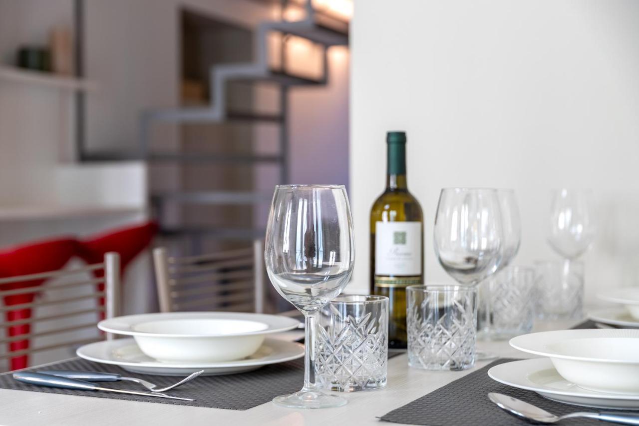 Navigli-duomo Exclusive Design Loft Su Due Piani Con Wifi Appartamento