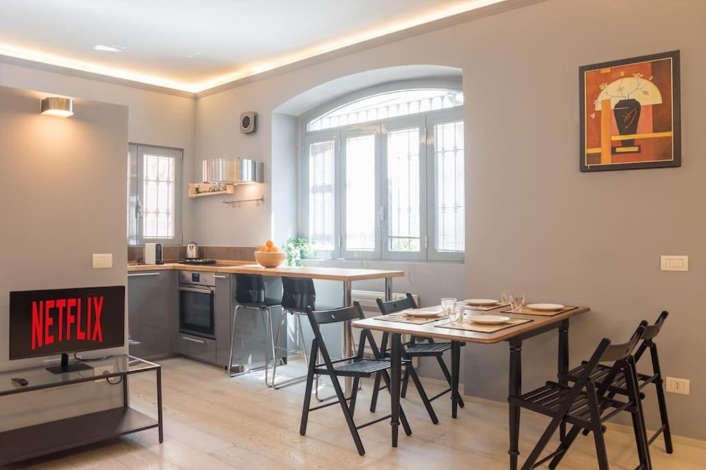 Appartement Arco Della Pace Loft Di Lusso