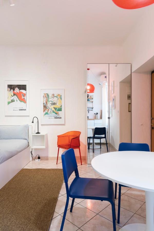 Xenia - Stylish Colorful Apt- Upbeat & Well-connected Area Leilighet *