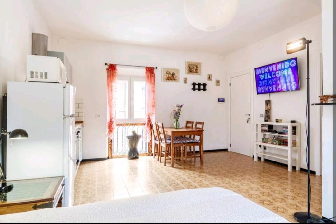 Relax A 4 Salti Dai Navigli Gæstehus Milano
