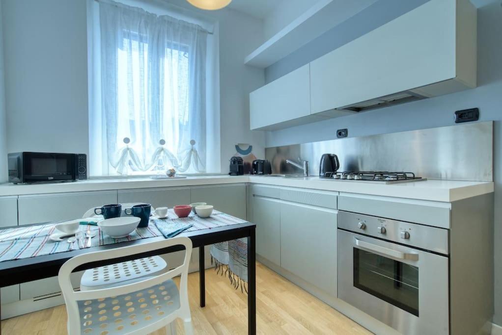 Apartment Ospitali - Casa Armonia Delizioso Bilo Vicino A Piola Mailand