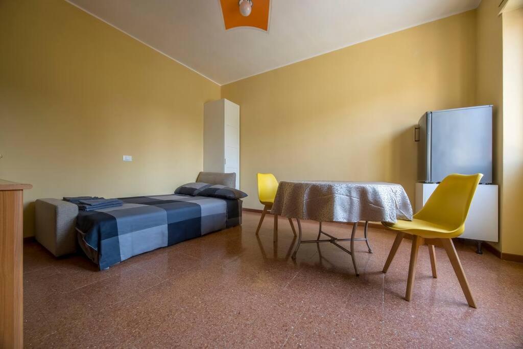Yellowmilanhouse Bisceglie San Siro Rho Fiera Appartamento *