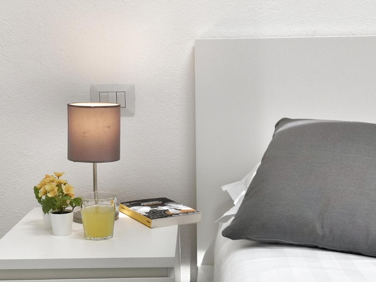 I Host - Pericle 9 Apartment *