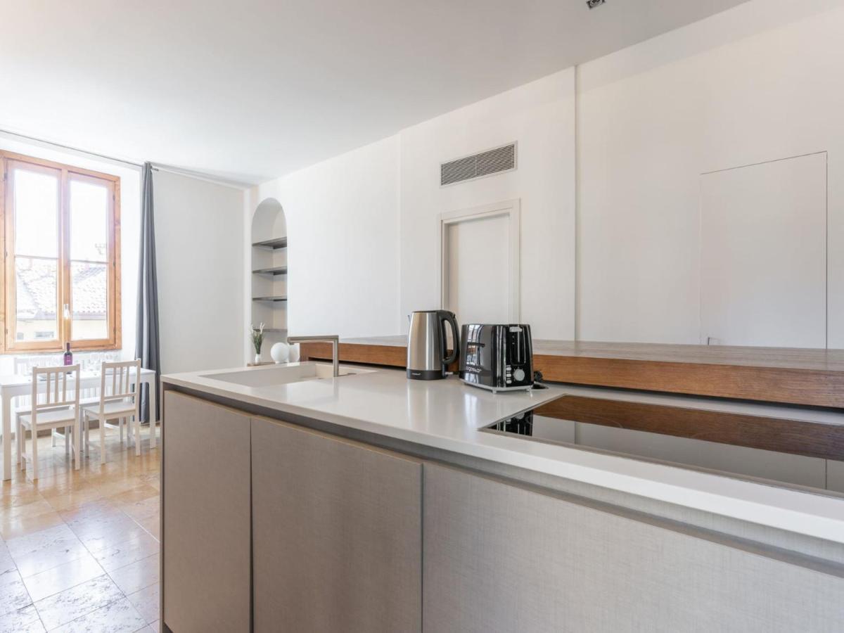 The Rent - Modern Two-bedroom Near Navigli Leilighet *