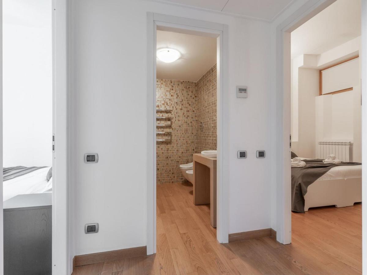 The Rent - Modern Two-bedroom Near Navigli Milano