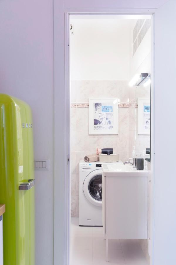 Xenia - Stylish Colorful Apt- Upbeat & Well-connected Area Leilighet Milano