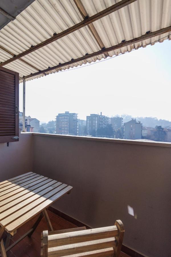 Xenia - Newly Renovated Flat In Fiera Area * Milano