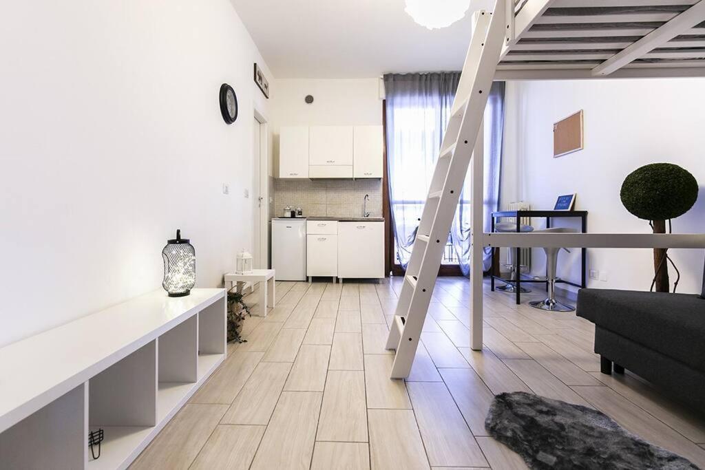 Sansiro Citylife Spazioso Studio Apt Metro 5min Appartamento