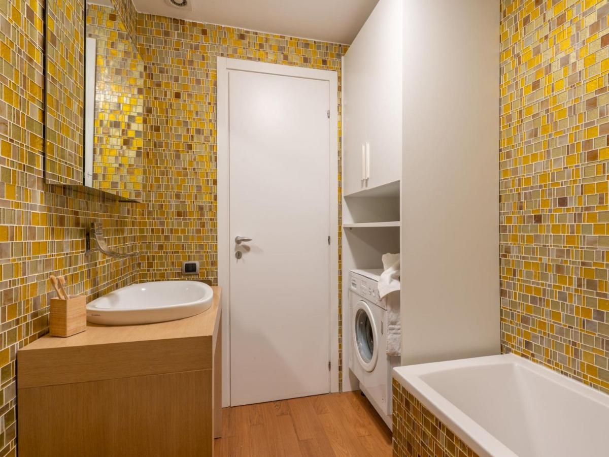 The Rent - Modern Two-bedroom Near Navigli Leilighet *