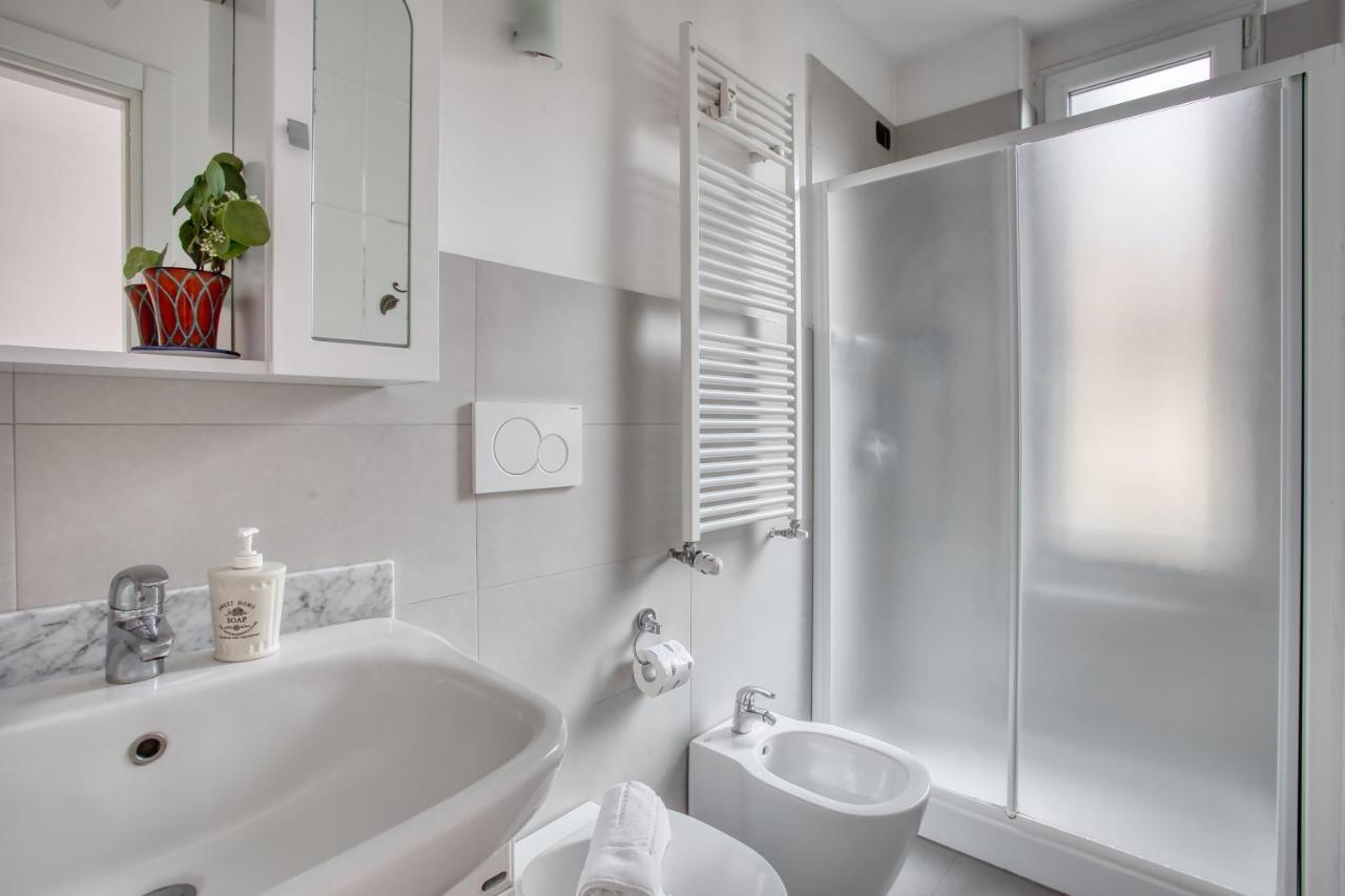 Altido Tasteful Flat Near Centre *