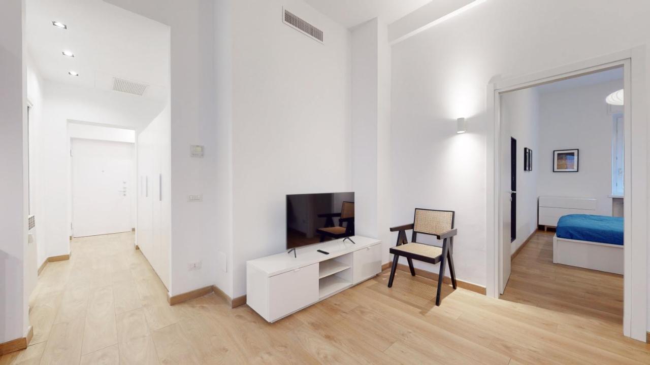 Sahi - Dei Dell'olimpo Porta Romana Milano