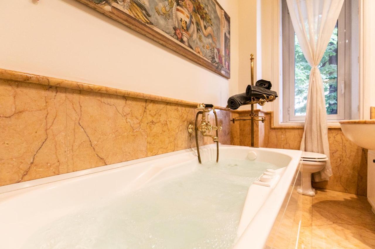 Apartment Klimt - Jacuzzi 5 Star - Luxury Design *