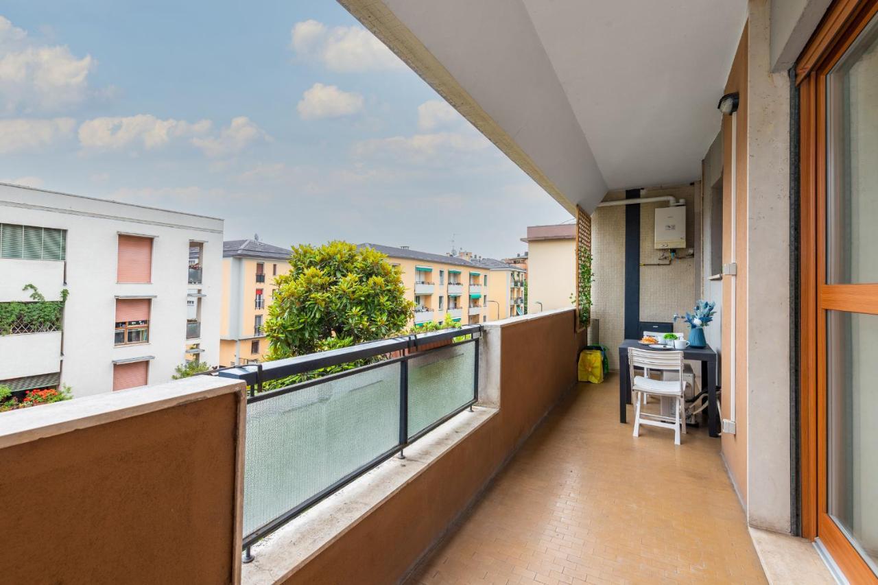 Niguarda-zara Xxl Home,two Balconies,wifi,family Appartement *