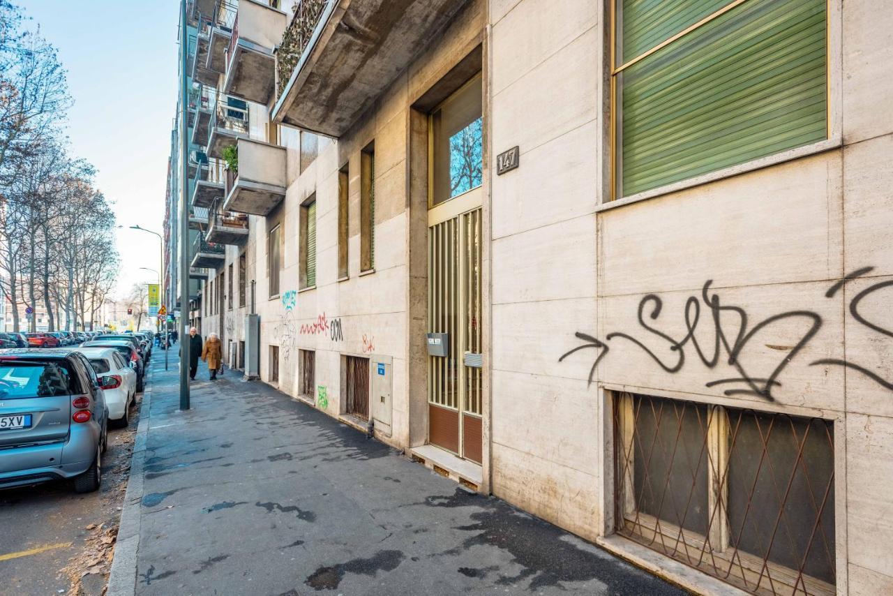 Luvi - Lorenteggio Apartment