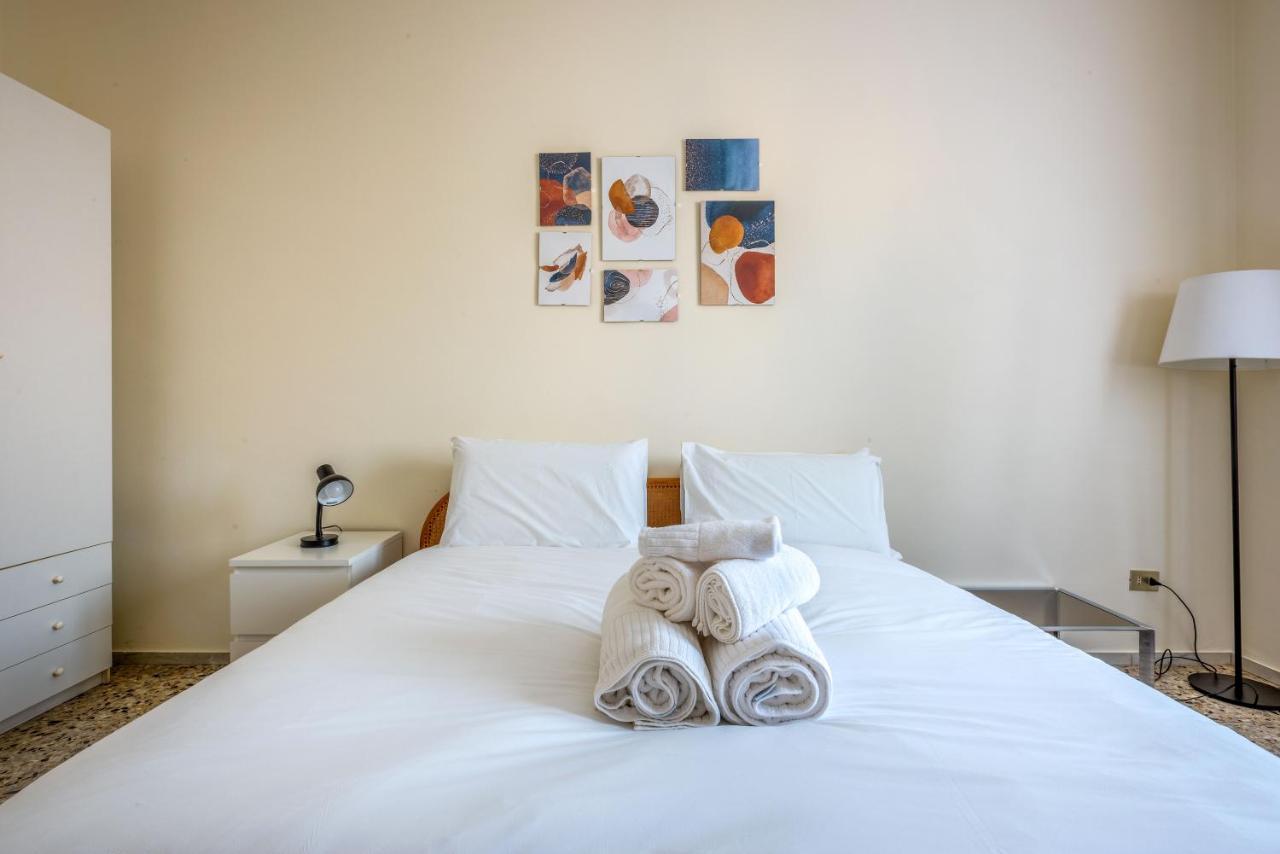 Luvi - Lorenteggio Apartment