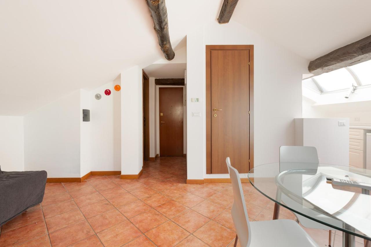 Apartment Corso Balcony