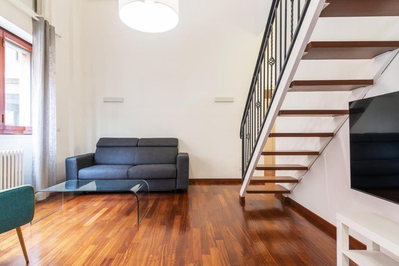 Easyhomes - Manusardi Appartamento Milano