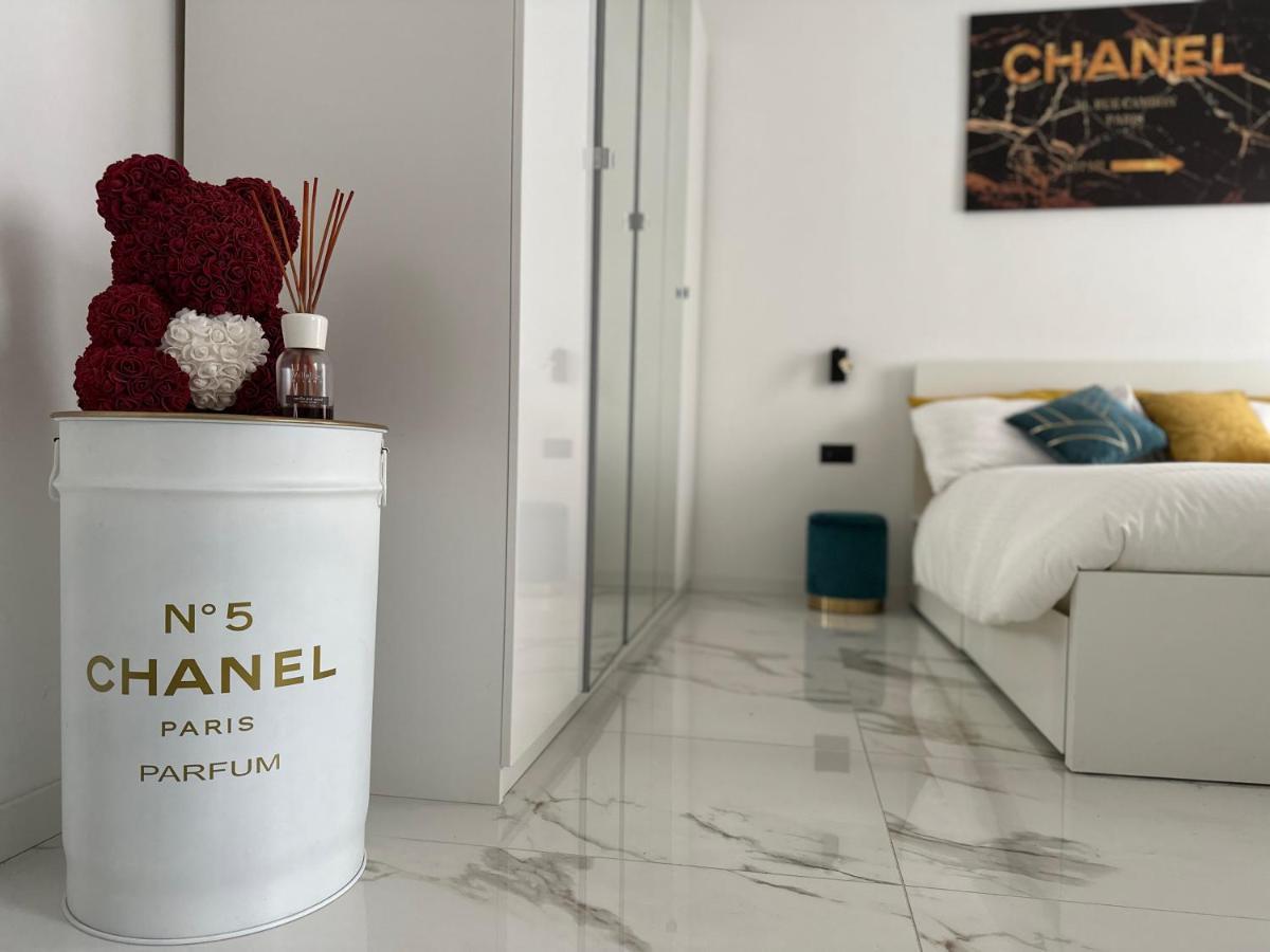 Maison Chanel Apartment