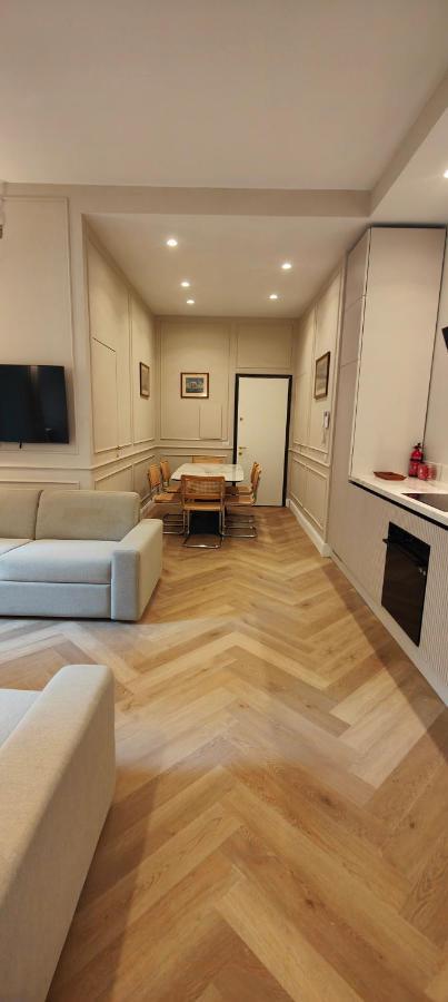 Marcora 6 T Luxury Living