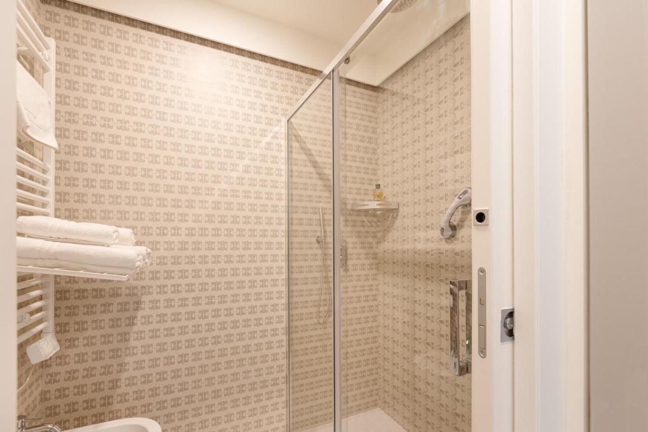 Apartment Renovated Apts *