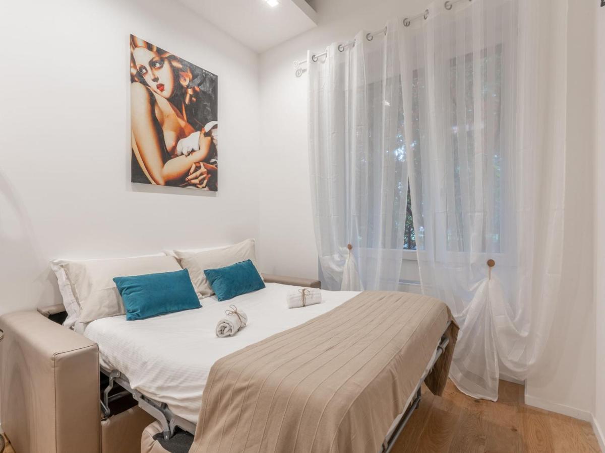 The Rent - Gorgeous One-bedroom In Ticinese Apartment *