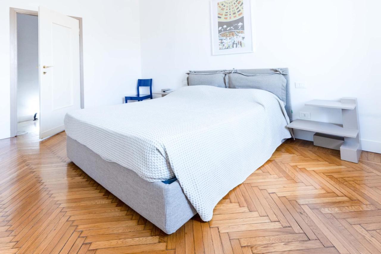Flat 5 Min From Duomo With Park For Small Cars Appartement *