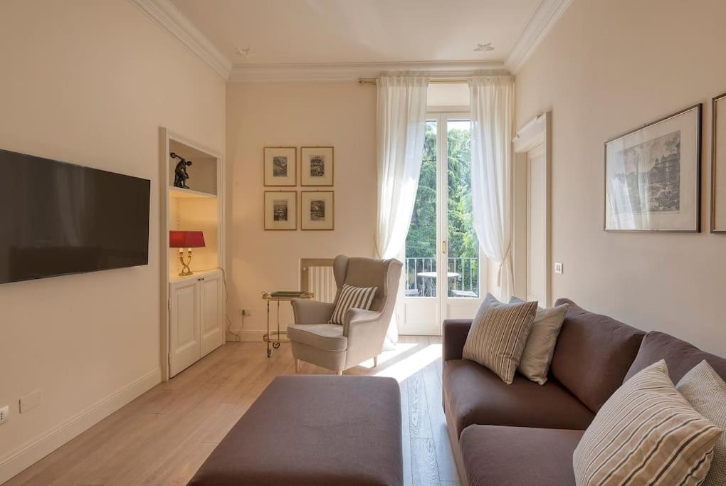 Apartment Il Giardino Garden View Milan
