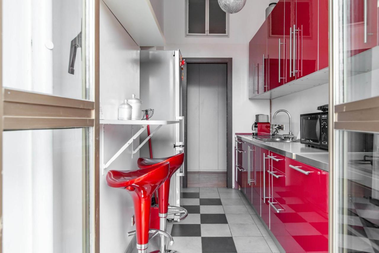 Easylife - Accogliente Residenza Con Balconcino