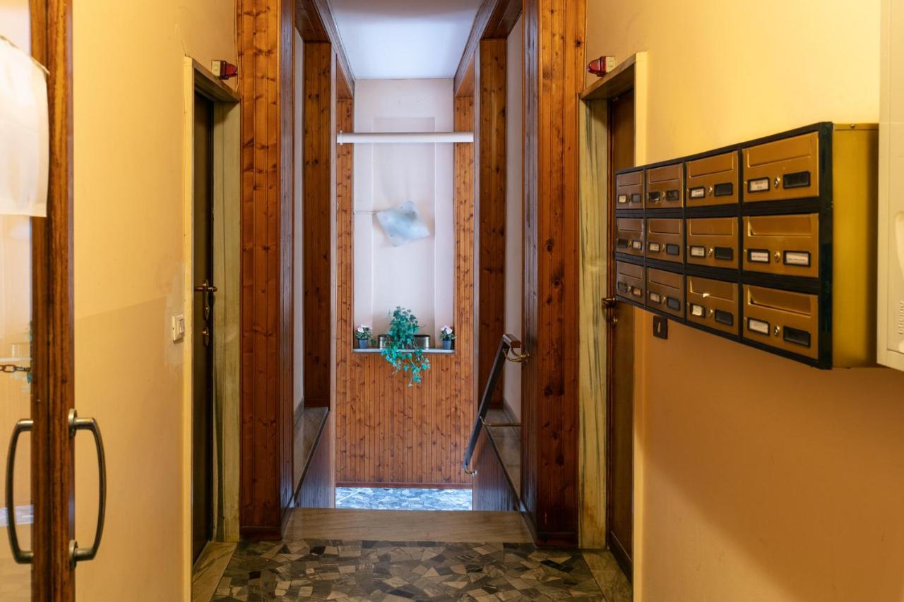 Dehomes - Citylife & Sempione Exclusive Apartment Milan