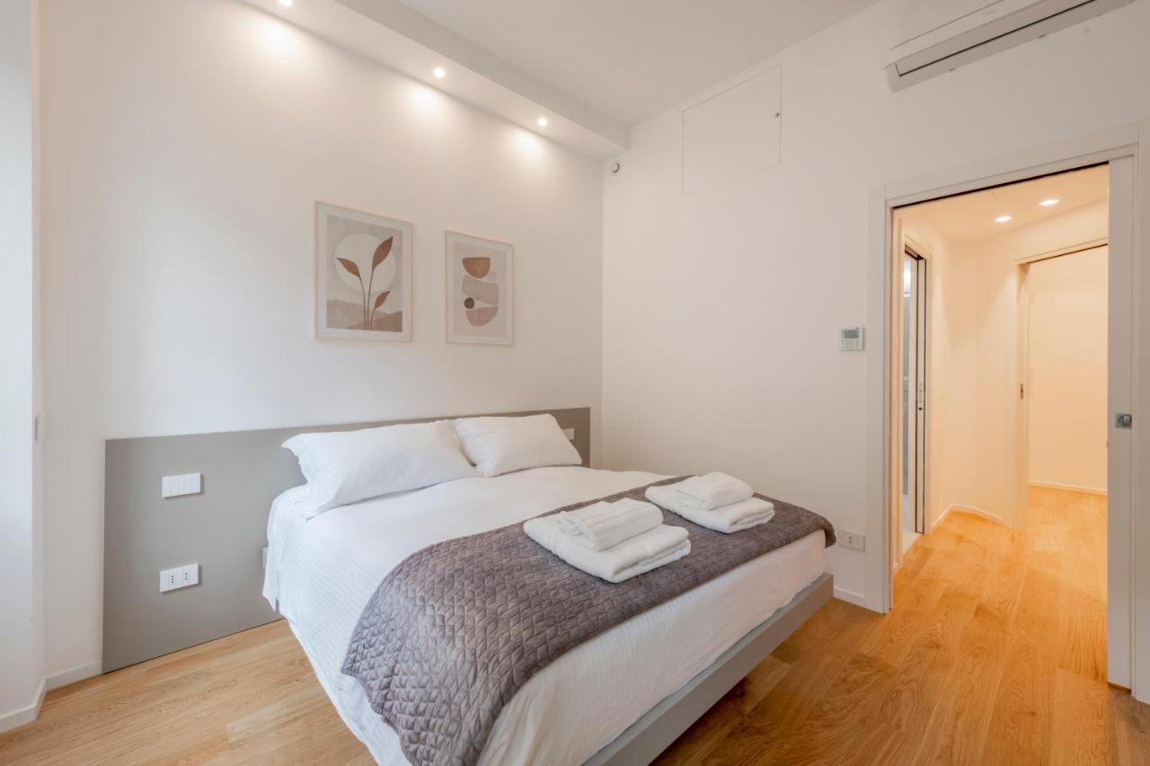 Royal Duomo Apartment Milan