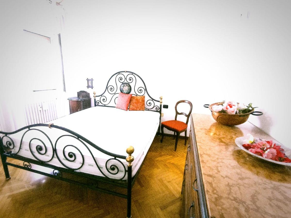 Apartment Elegante Ultimo Piano Metropolitana Sotto Casa Mailand