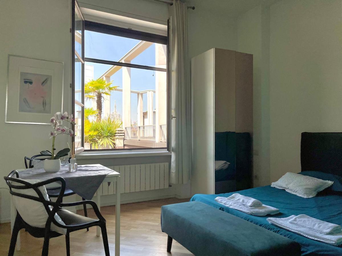 Penthouse 5 Min From Duomo Di Appartement Milaan