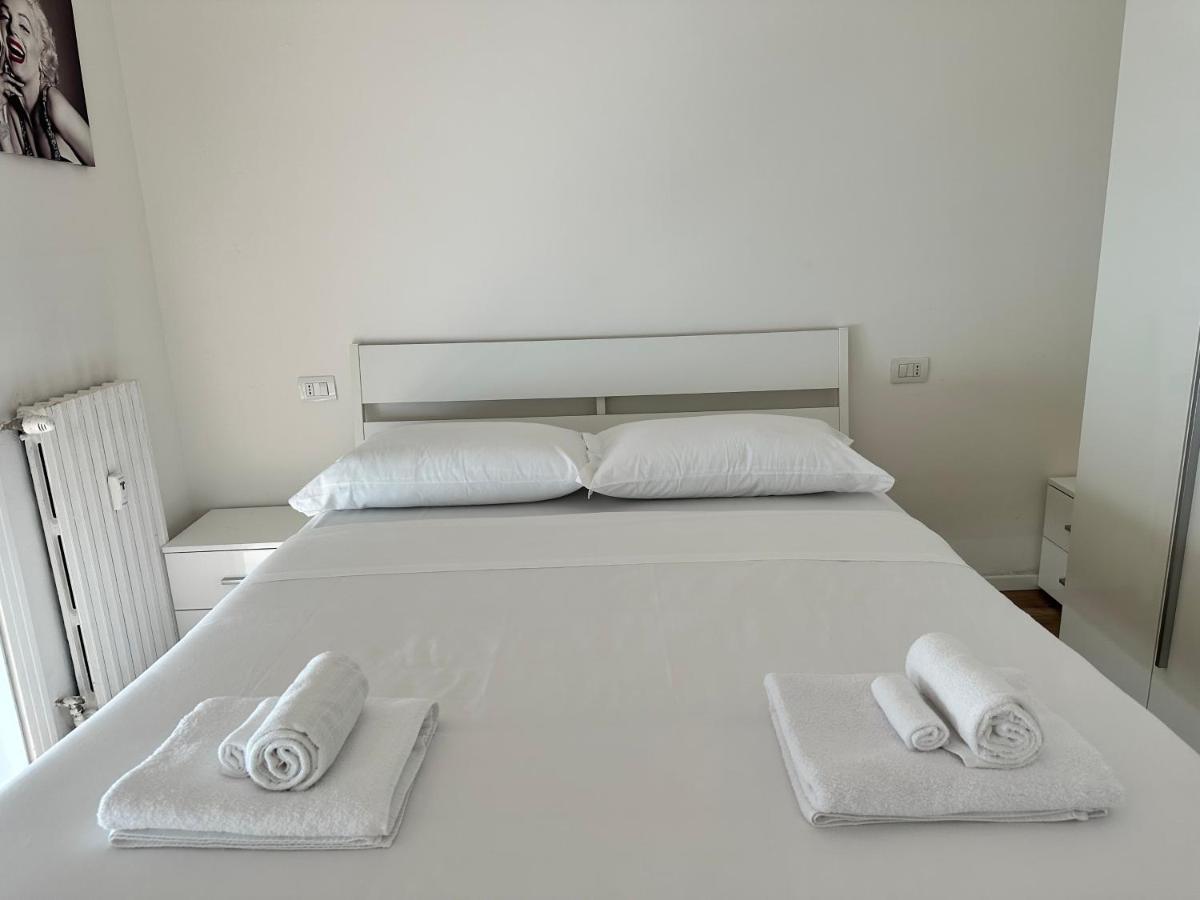 Apartment Bilocale Strategico A Milan