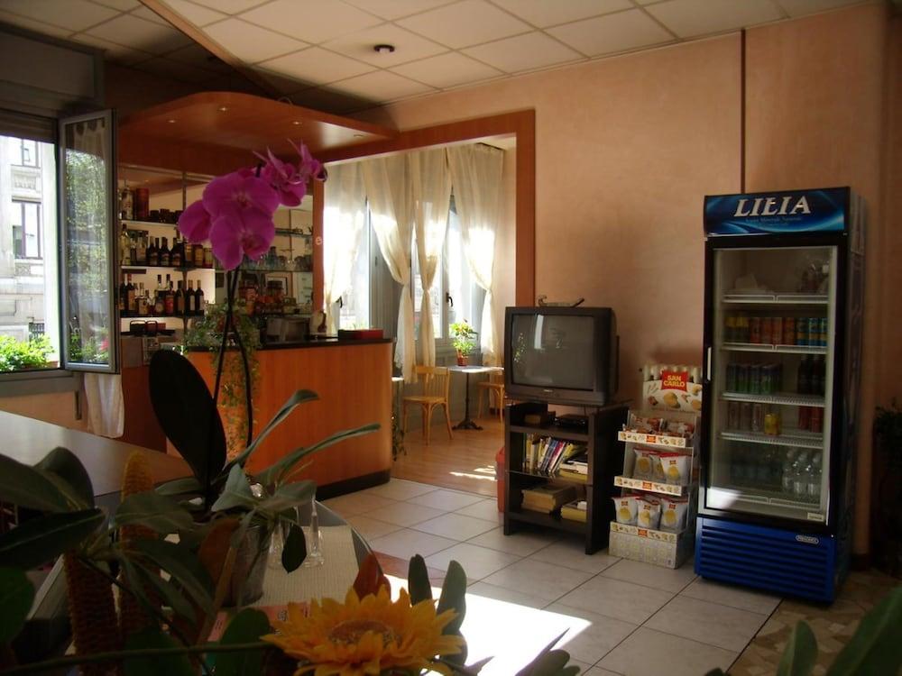 Station Hotel 3*