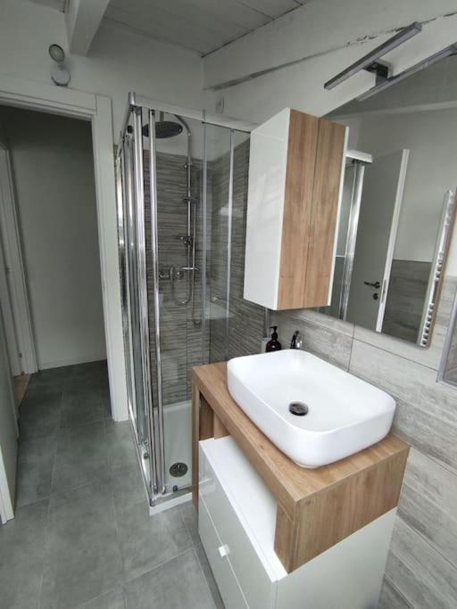 Free Parking Tiny House Wifi Netflix 15 Minuti Dal Duomo Milan