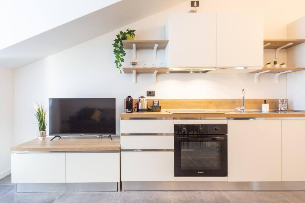 Khl Apartment Milan