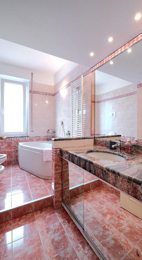 Appartamento Mico Garden View Citylife Executive
