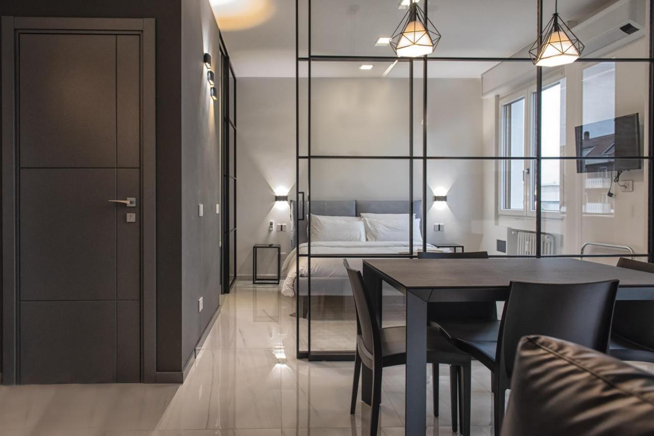 New & Bright Balcony Flat By Station * Milano