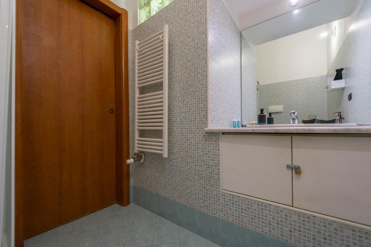 Loft - Porta Venezia - M3 Repubblica Apartment *