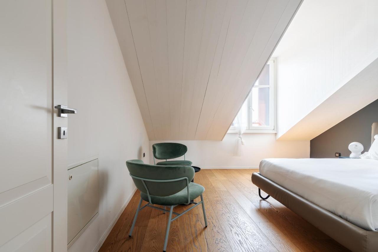 Easyhomes - Brera Luxury Apartment