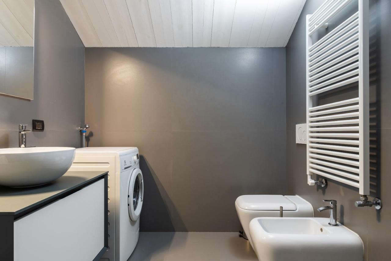 Easyhomes - Brera Luxury Apartment *