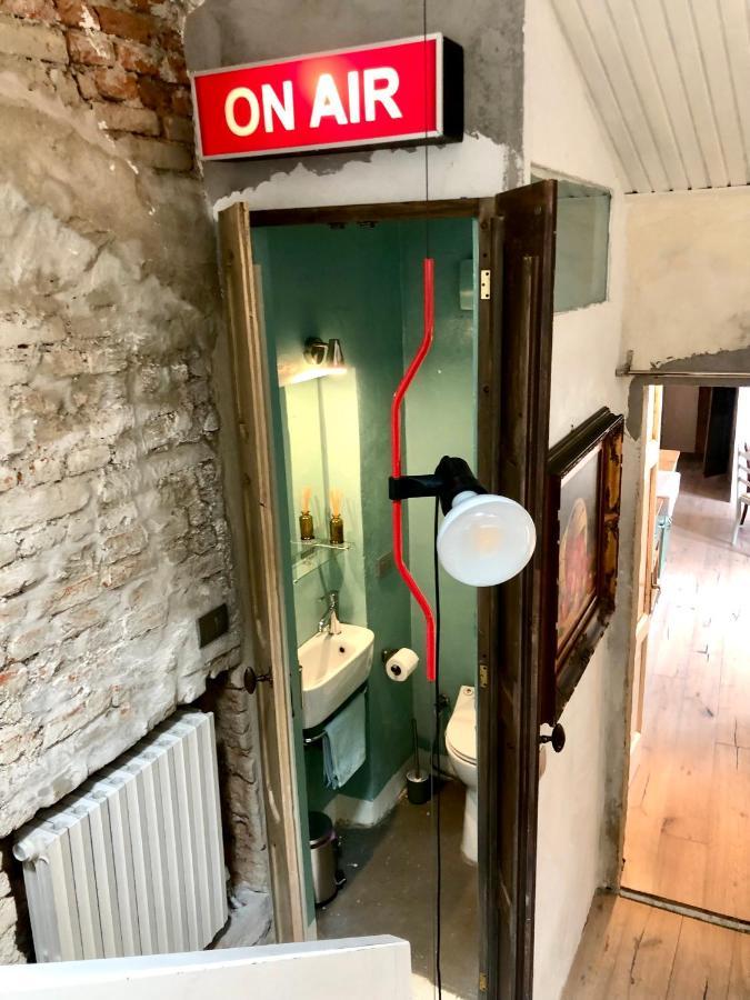Charming And Design Attic Loft In Coolest Area Navigli Ticinese Apartment Mailand