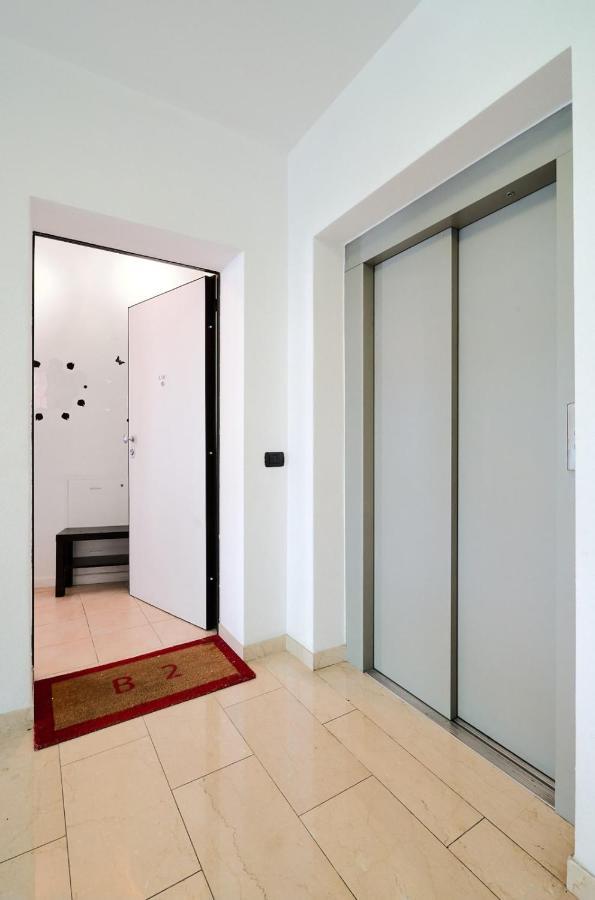 Apartment B2-hosted By Sweetstay Mailand