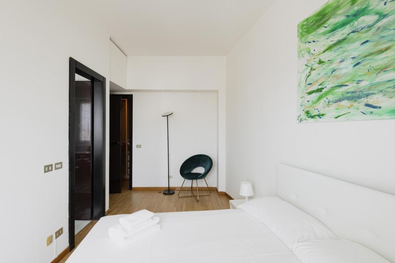 Leilighet Easylife - Elegante Attico 2 Min Da Parco Sempione *