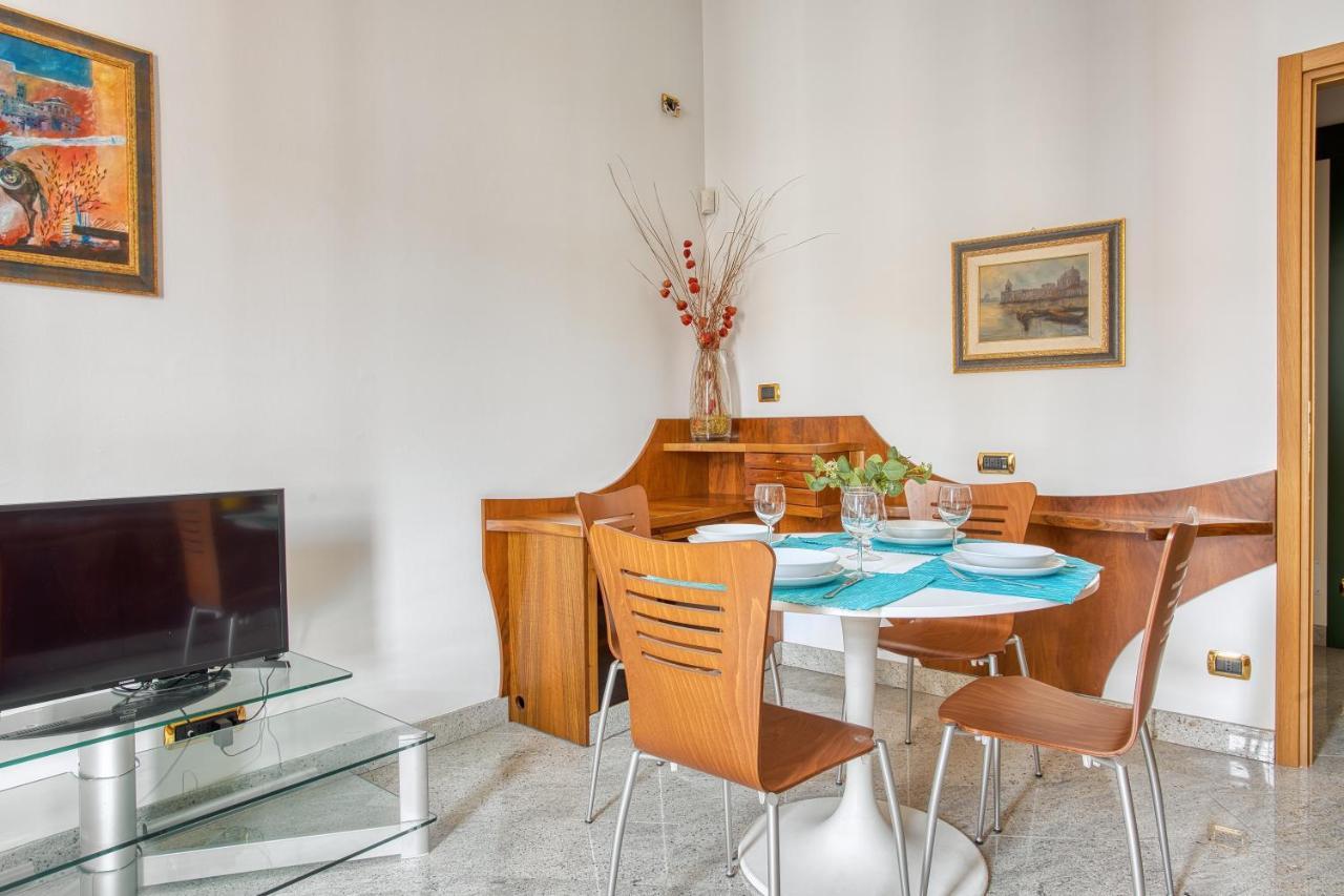 Joivy Captivating Flat With Balcony *