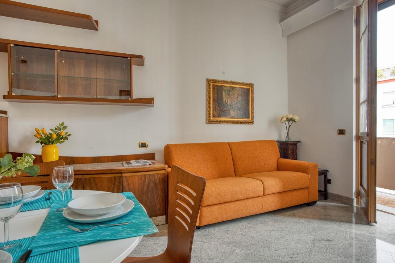 Joivy Captivating Flat With Balcony * Mailand
