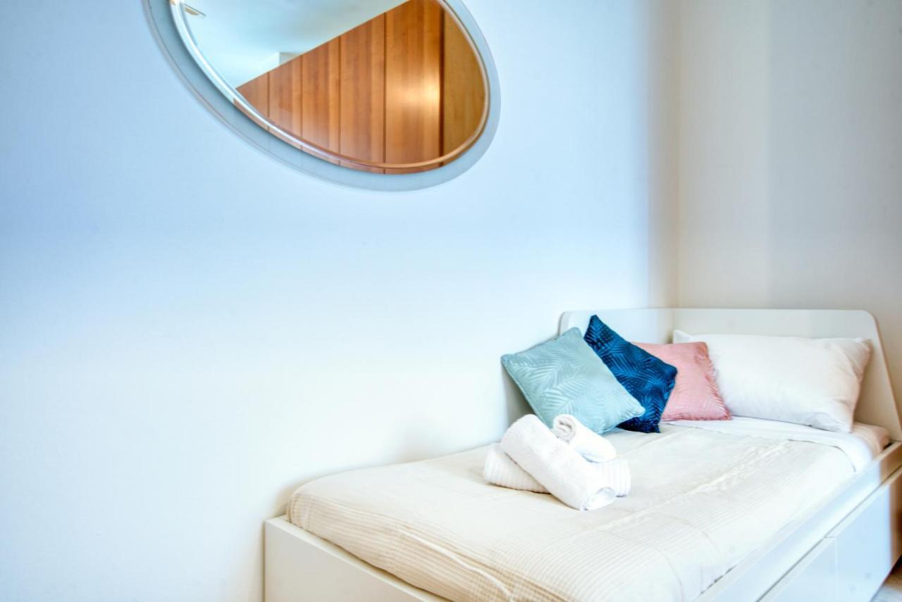 Caseospitali - Casa Graziella, Bilocale A 5 Minuti Dal San Raffaele Per 5 * Mailand